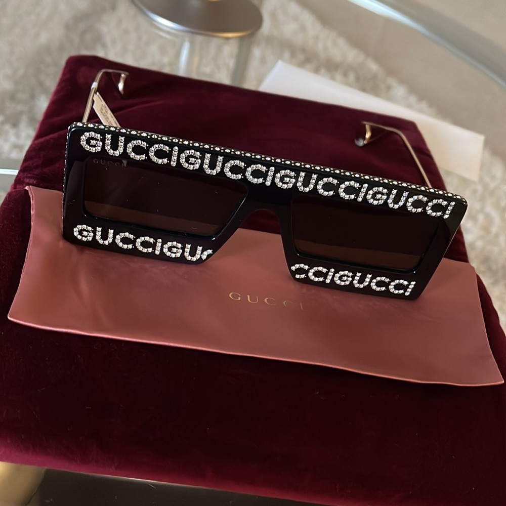 Auth GUCCI Hollywood Forever Embellished Crystal Sunglasses GG0431S
